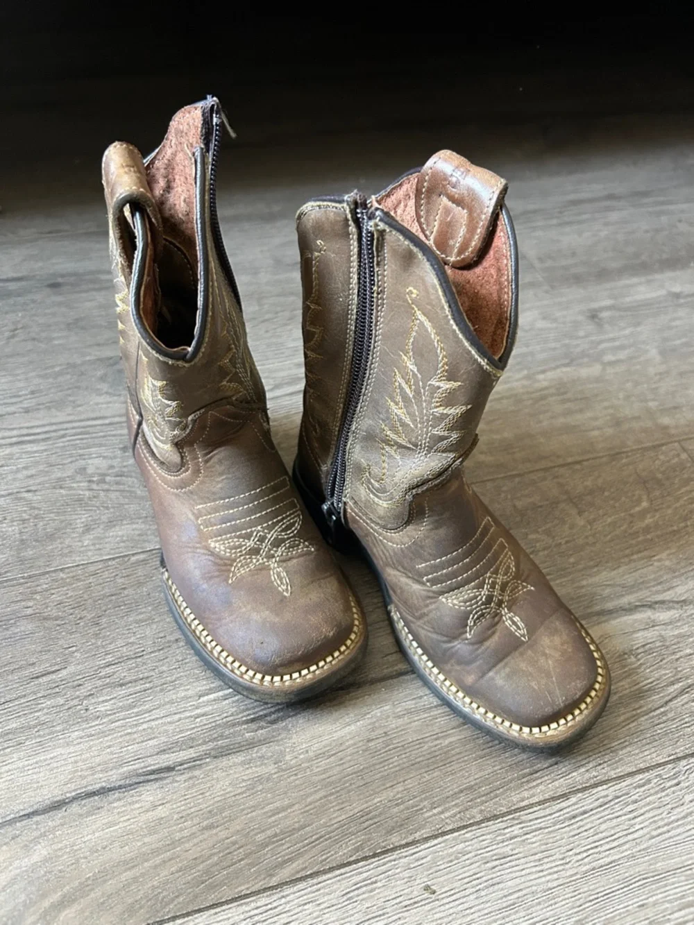 Brown Kids Western Zip-Up Cowboy Boots size 9 - Picture 1 of 5